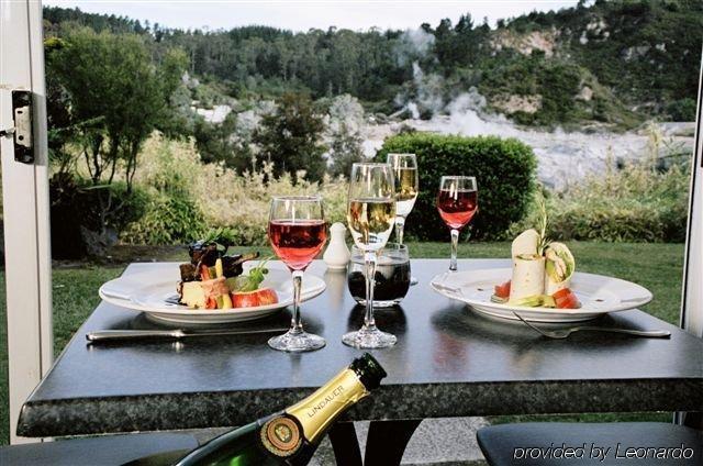 Silver Oaks Hotel - Geyserland Роторуа Ресторан фото